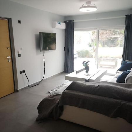 Ground Floor Apt. With Garden, Timfristou 86 Chalandri เอเธนส์ ภายนอก รูปภาพ
