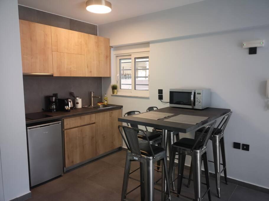 Ground Floor Apt. With Garden, Timfristou 86 Chalandri เอเธนส์ ภายนอก รูปภาพ